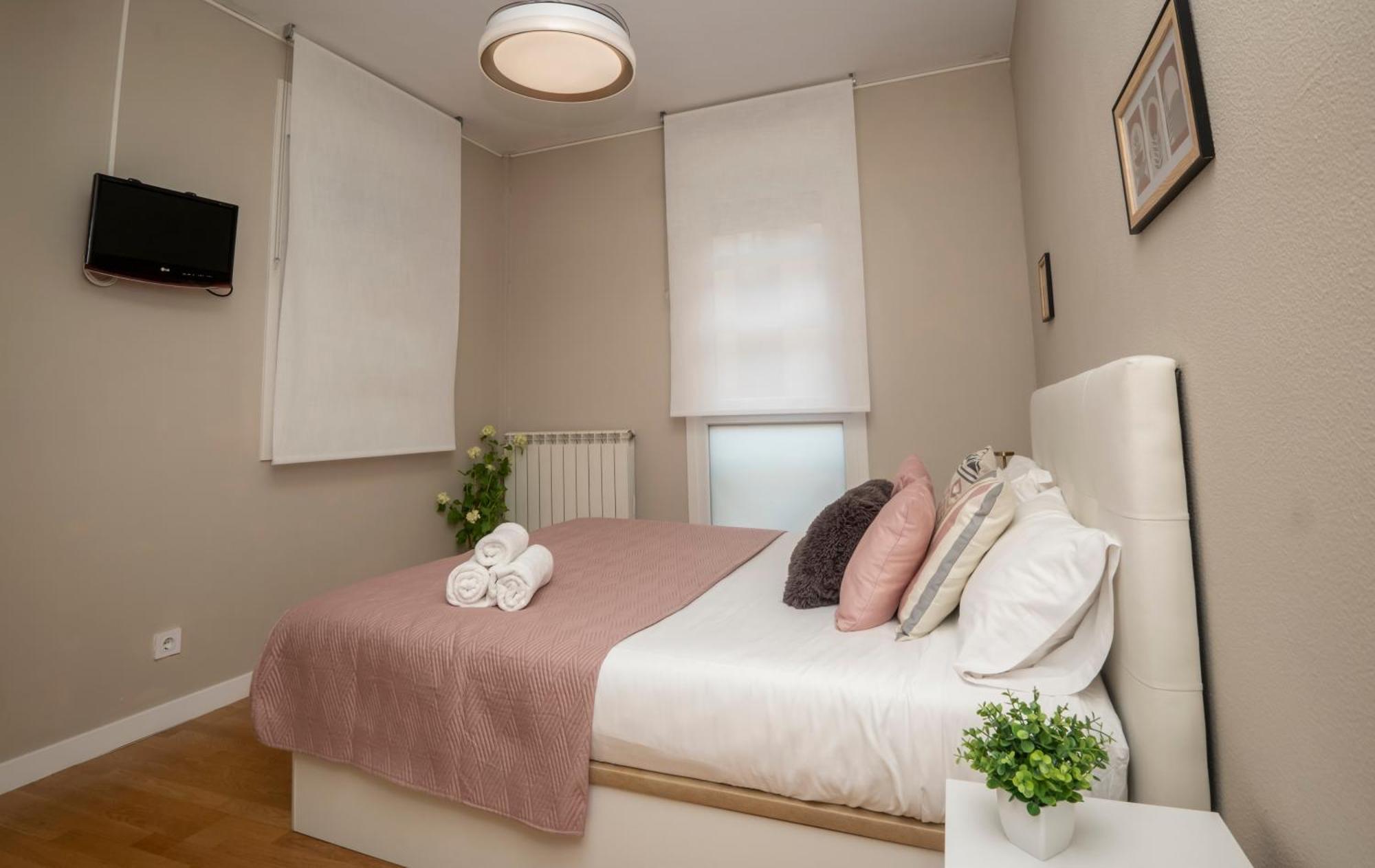 Santiago Tower Aire Ac Casco Antiguo By Apartamentos لوغرونيو المظهر الخارجي الصورة