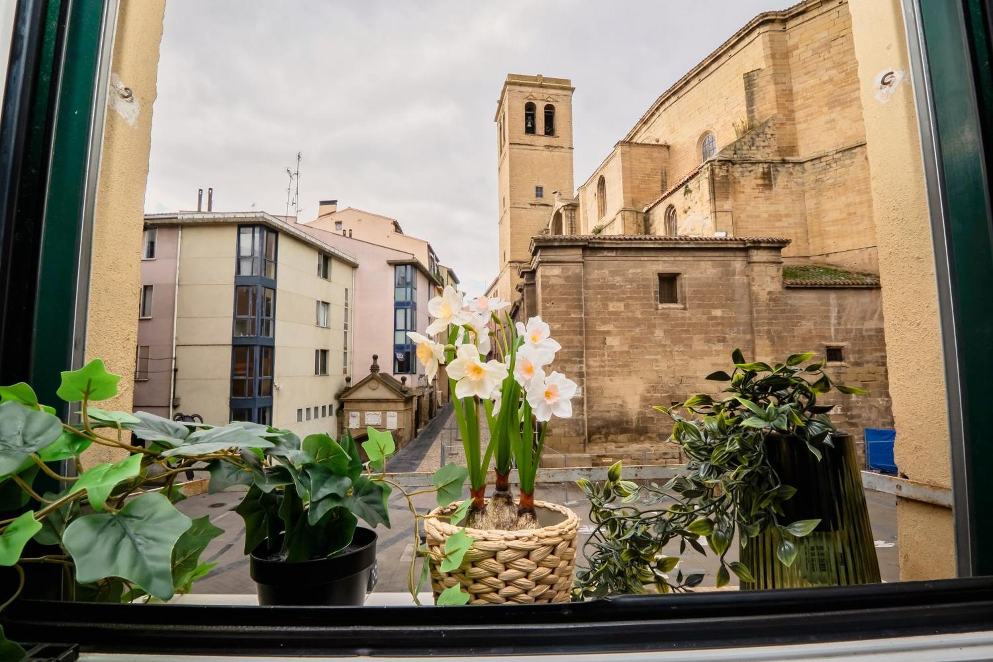 Santiago Tower Aire Ac Casco Antiguo By Apartamentos لوغرونيو المظهر الخارجي الصورة