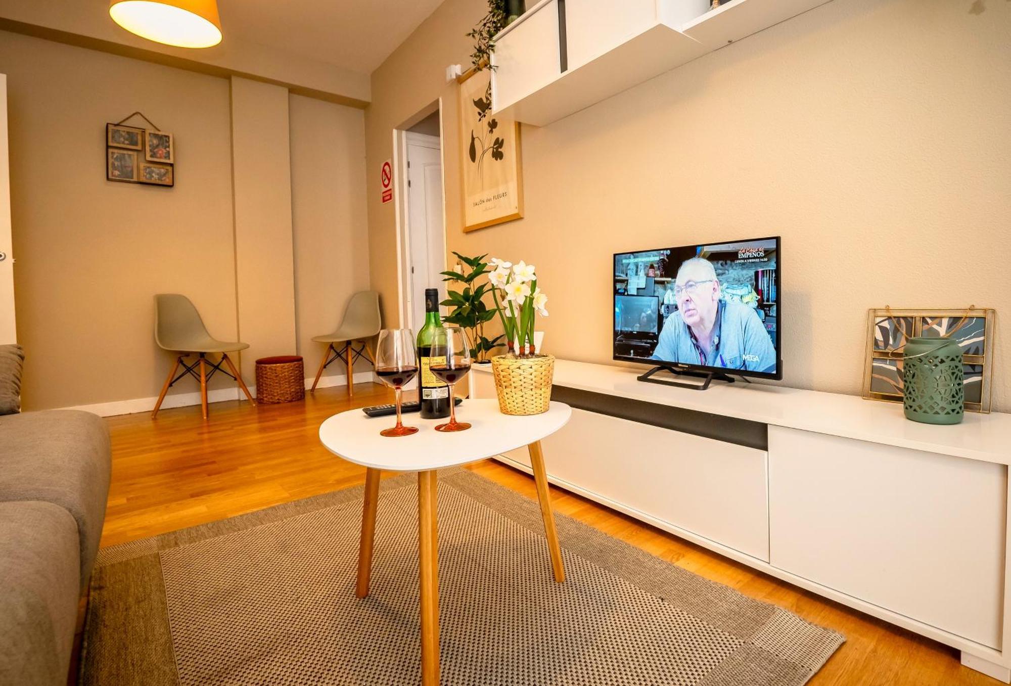 Santiago Tower Aire Ac Casco Antiguo By Apartamentos لوغرونيو المظهر الخارجي الصورة